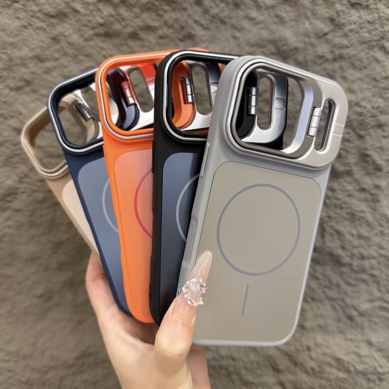 ChubbyArmor LensStand - Magnetic Case with Built-in Lens Holder for iPhone 17